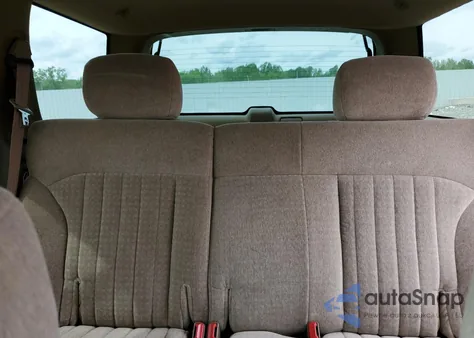 2002 Chevrolet Blazer z USA, uszkodzony, nr VIN 1GNCS13W02K189194